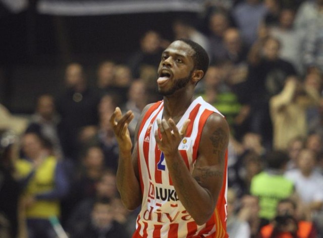 Majkl Skot, košarkaš Crvene zvezde: