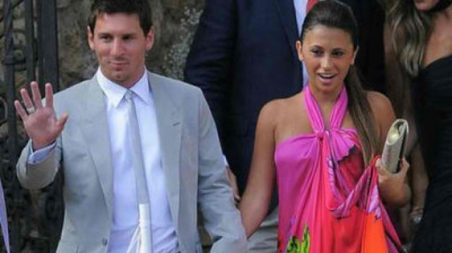 messi-et-sa-compagne-antonella-roccuzzo