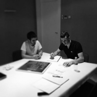 Bejl marljivo uči španski