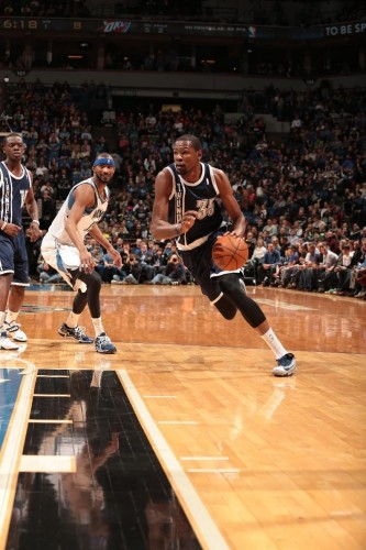 NBA Top 10: Maestralni Durant izveo potez večeri (VIDEO)