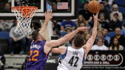 MVP kandidat Kevin Lav blizu Lejkersa