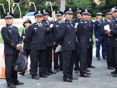 Policija nemoćna da spreči tuču kineskih huligana (VIDEO)