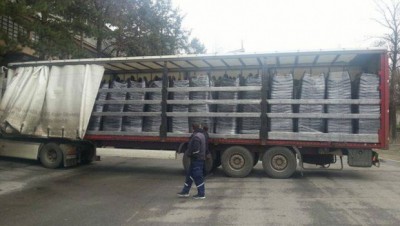 Crno-bele stolice stigle u Humsku!