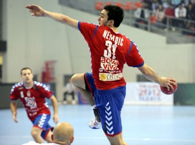 PRVI PUT U ISTORIJI SRBIJE: Nenada Peruničića menja stranac!