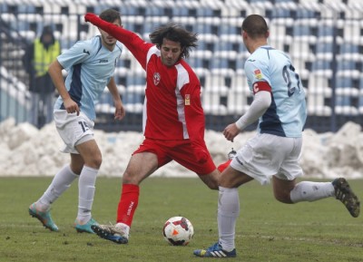 NIŠTA OD POVRATKA U PARTIZAN: Babović crveno-beli