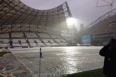 Nevreme odložilo meč Marsej-Valensijen (VIDEO)