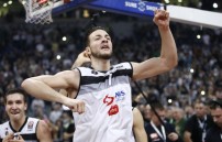 NAJAVA POVRATKA U PARTIZAN ILI NEŠTO DRUGO?! Lovernj tvrdi da je spremniji nego ikada!
