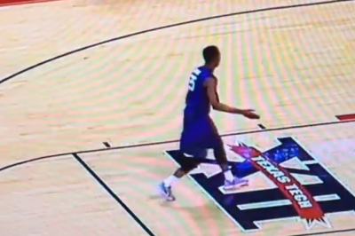 Dao bacanje, pa proslavio sa nevidljivim saigračima (VIDEO)