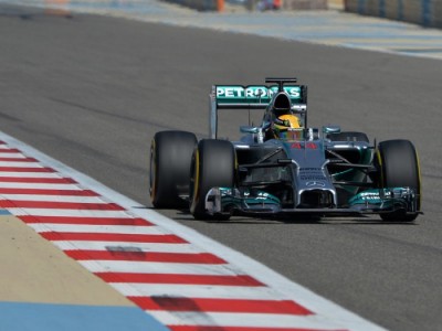GORELO NA ‘HUNGARORINGU’: Revija grešaka i sudara, a Hamilton je najbolje prošao – petom pobedom u sezoni!