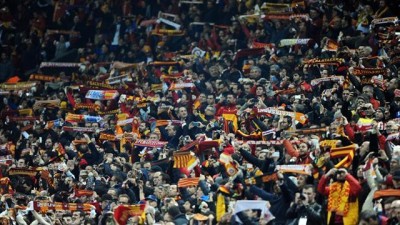 UHAPŠENI NAVIJAČ PRIZNAO DA JE UBIO MARKA: Zario nož u samoodbrani, u pogrešnu osobu (FOTO)