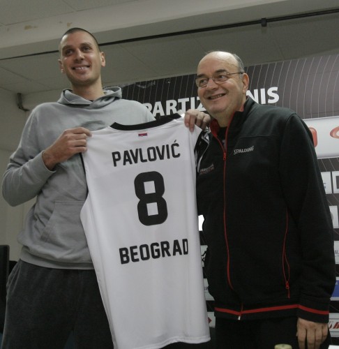 Pavlović: Vujošević motiviše kao za rat