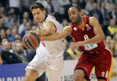 Hrabri Partizan nemoćan protiv trojki Galatasaraja (FOTO)