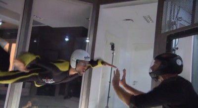 Novak skakao iz ‘aviona’ (VIDEO)