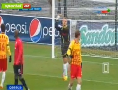 Golman odbranio dva penala pa zaradio isključenje zbog nepristojnog slavlja (VIDEO)