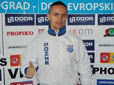 “Romantičari“ pojačali odbranu