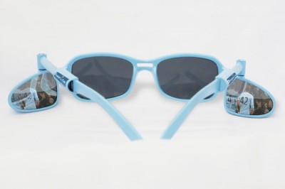 Navijači Sitija nose naočare sa retrovizorima da ne gledaju ‘bruku’ (FOTO)