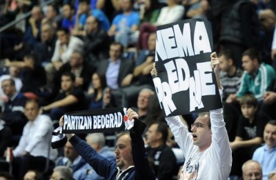 OVO DUGO NIJE VIĐENO: Grobari u nikad većem broju okupirali beogradski ‘hram košarke’! (FOTO)