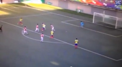 Mladi Ekvadorac predriblao ceo tim Paragvaja na putu do gola (VIDEO)