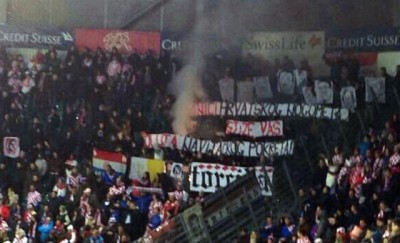 KAO U VREME TITA: Nepodobni navijači za vreme utakmice idu u „aps“