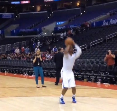 Nezadovoljni Pol se vratio na parket posle utakmice (VIDEO)