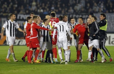 Atmosfera sa meča Partizana i Radničkog u slikama (FOTO)