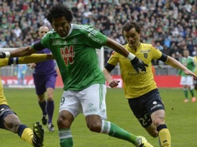 Sent Etjen lako do bodova protiv Sošoa