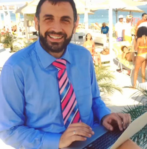 Zeka milioner pozdravlja Hotsportiste iz Dubaija (VIDEO)