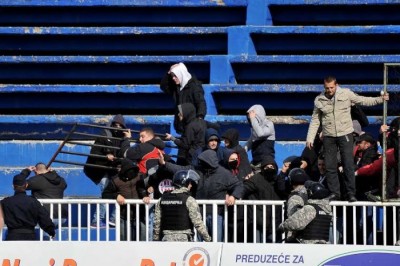 Sukob navijača Zvezde i Novog Pazara, Vulin isprovocirao domaće pristalice