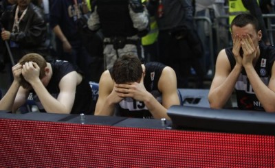 Vujošević: Teško mi je, biće mi još teže; Pavlović: Poraz karijere (VIDEO)