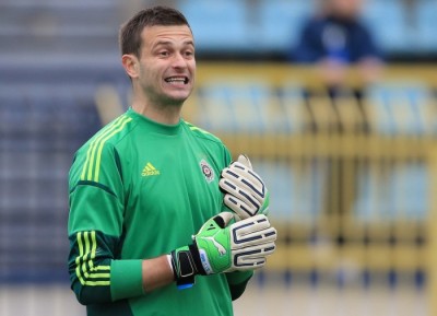 GOLMANI SPASILI MANČESTER I PARTIZAN: Ko je napravio bolju paradu De Hea ili Lukač? (VIDEO) (ANKETA)