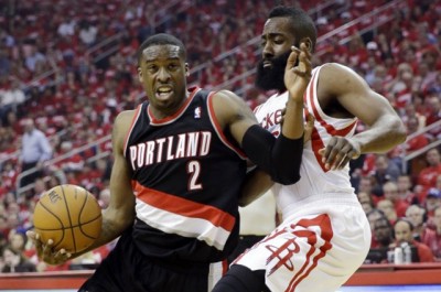 NBA: Blejzersi i Hit do 2-0, Mevsi izjednačili (VIDEO)