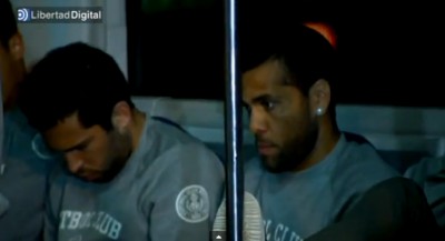 Mrtva tišina: Pogledajte reakciju Barsinih igrača prilikom povratka iz Madrida (VIDEO)