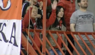 Baka sa ‘severa’ dokaz da ljubav prema Zvezdi godine ne poznaje (VIDEO)