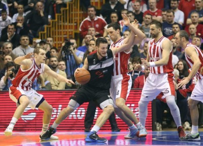 Kad je teško Simonović, Zvezda stigla -15 za čelo Superlige (FOTO+VIDEO)