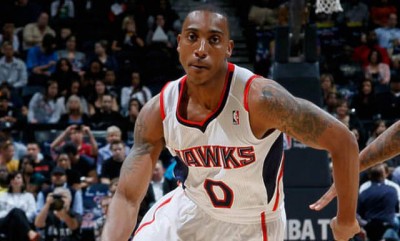 NBA: Hoksi pobedom nad Hitom obezbedili plej of (VIDEO)