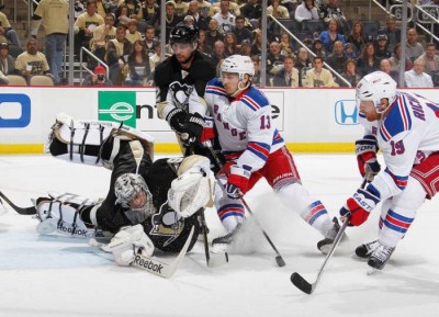 NHL: Brejk Rendžersa, poveli Blekhoksi (VIDEO)