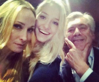 Kakav osmeh: Anćelotijev ‘selfi’ sa devojkom i ćerkom (FOTO)