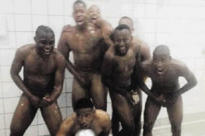 Tuširanje, fotkanje, pa na Tviter – Vermez zaprepašćen (FOTO)