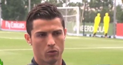 Ronaldo poludeo na novinara: Ja neodgovoran?! (VIDEO)