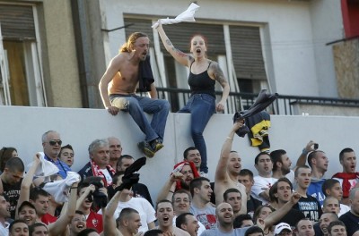 Dupli bis fudbalera Zvezde u Užicu, pesma Delija 40 minuta posle meča (FOTO)