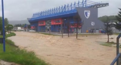 Poplava ugrožava stadion Metalca (VIDEO)