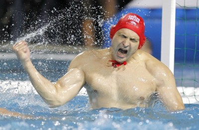 KAO DENIS ŠEFIK: Golman Naisa postigao pogodak sa svog gola (VIDEO)