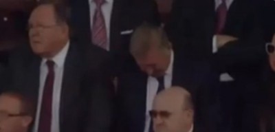 Ferguson zaspao tokom meča Junajteda i Sanderlenda (VIDEO)