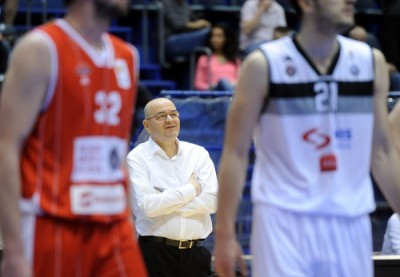 Kanonada Partizana u senci fešte skidanja sakoa i majica (FOTO) (VIDEO)