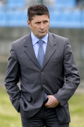 Rad bez trenera u baražu