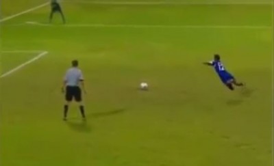 Definitivno najsmešniji penal u istoriji fudbala (VIDEO)