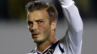 SLEDI MU KAZNA: Građanin Londona prijavio Bekama zbog telefoniranja u kolima, nije znao da je on