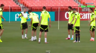 Molimo kecelje za Pikea i Koštu! (VIDEO)