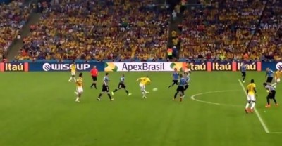 Prelepo – Džejmsov gol iz posebnog ugla (VIDEO)