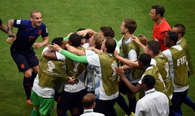 Osveta petardom – Holanđani ponizili prvaka sveta  (VIDEO)